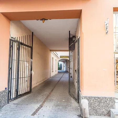 דירה Didzioji Str Two-bedroom וילנה